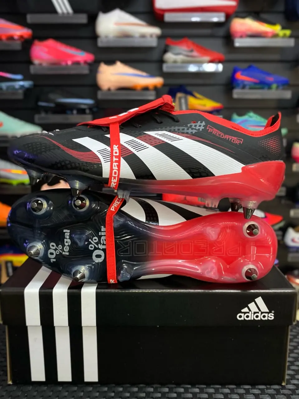 Adidas Adidas Predator Negro Blanco y Rojo — botín, foto principal