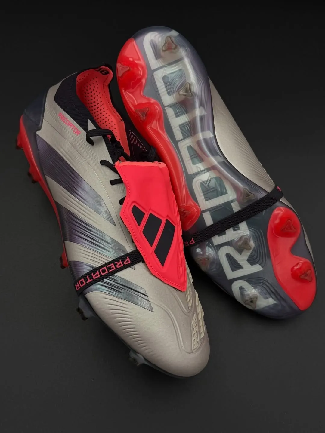 Adidas Adidas Predator Coral y Negro — vista 1 de 1