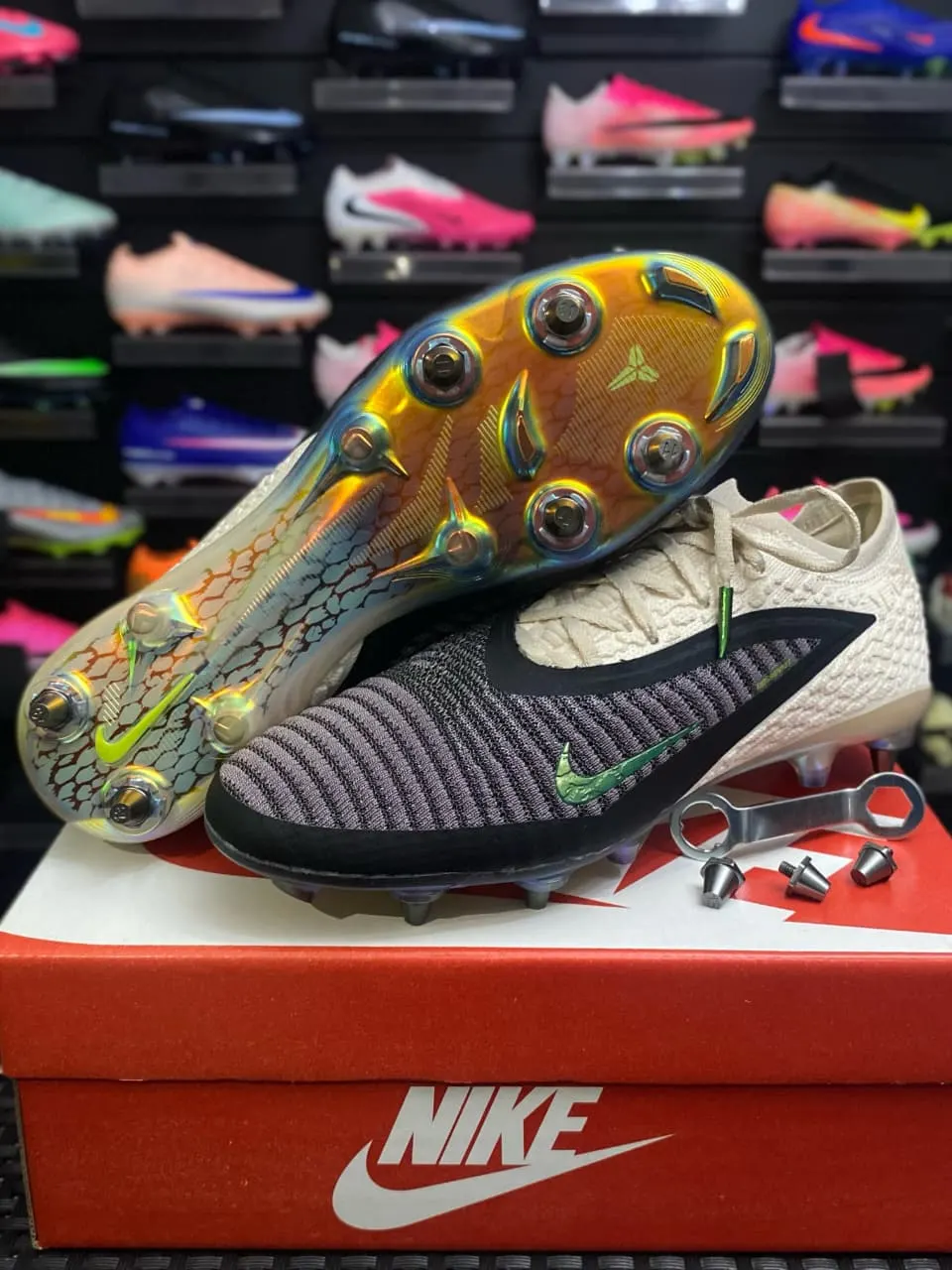 Nike Nike Phantom Dorado Iridiscente — vista 1 de 1